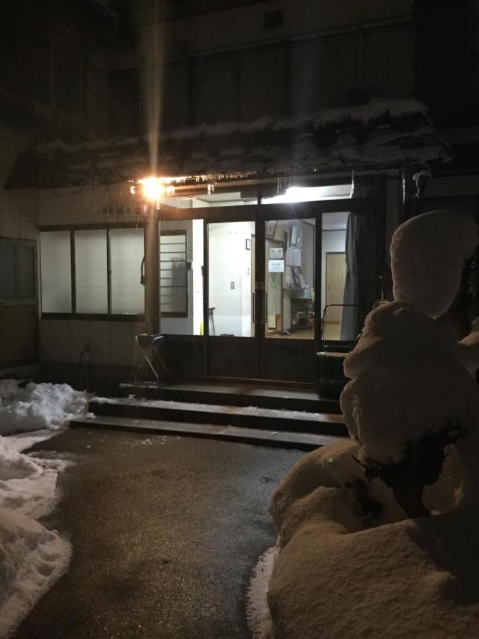 Отель Tobei Нодзаваонсен Экстерьер фото